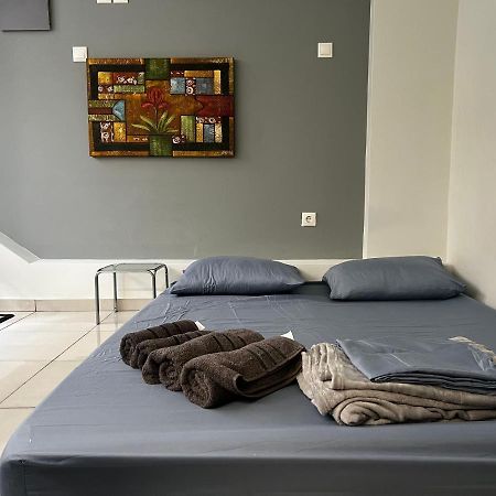 Budget Private Room In The Center Athene Buitenkant foto