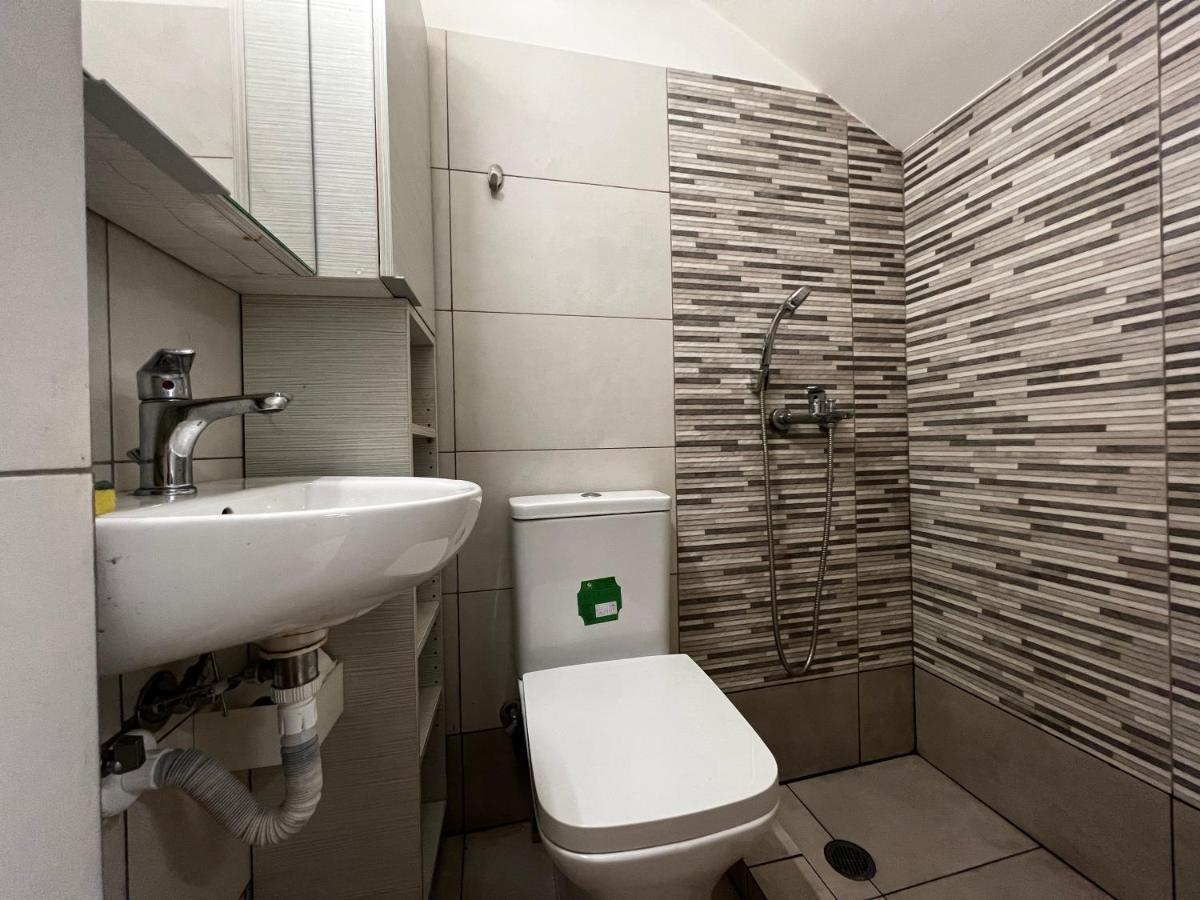 Budget Private Room In The Center Athene Buitenkant foto